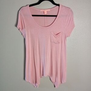 Rebellious One Pocket Short Sleeve T-Shirt Light Pink Handkerchief Hem Size M